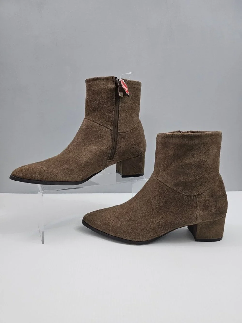 Blondo Arena Waterproof Ankle Boot Womens 9.5 Taupe Suede Pointed Toe Block Heel